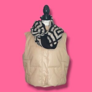 LIKE NEW Matte Cream Puffer Vest Size L